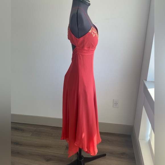 Laundry by Shelli Segal Scarlet Silk Gown - Picture 3 of 8